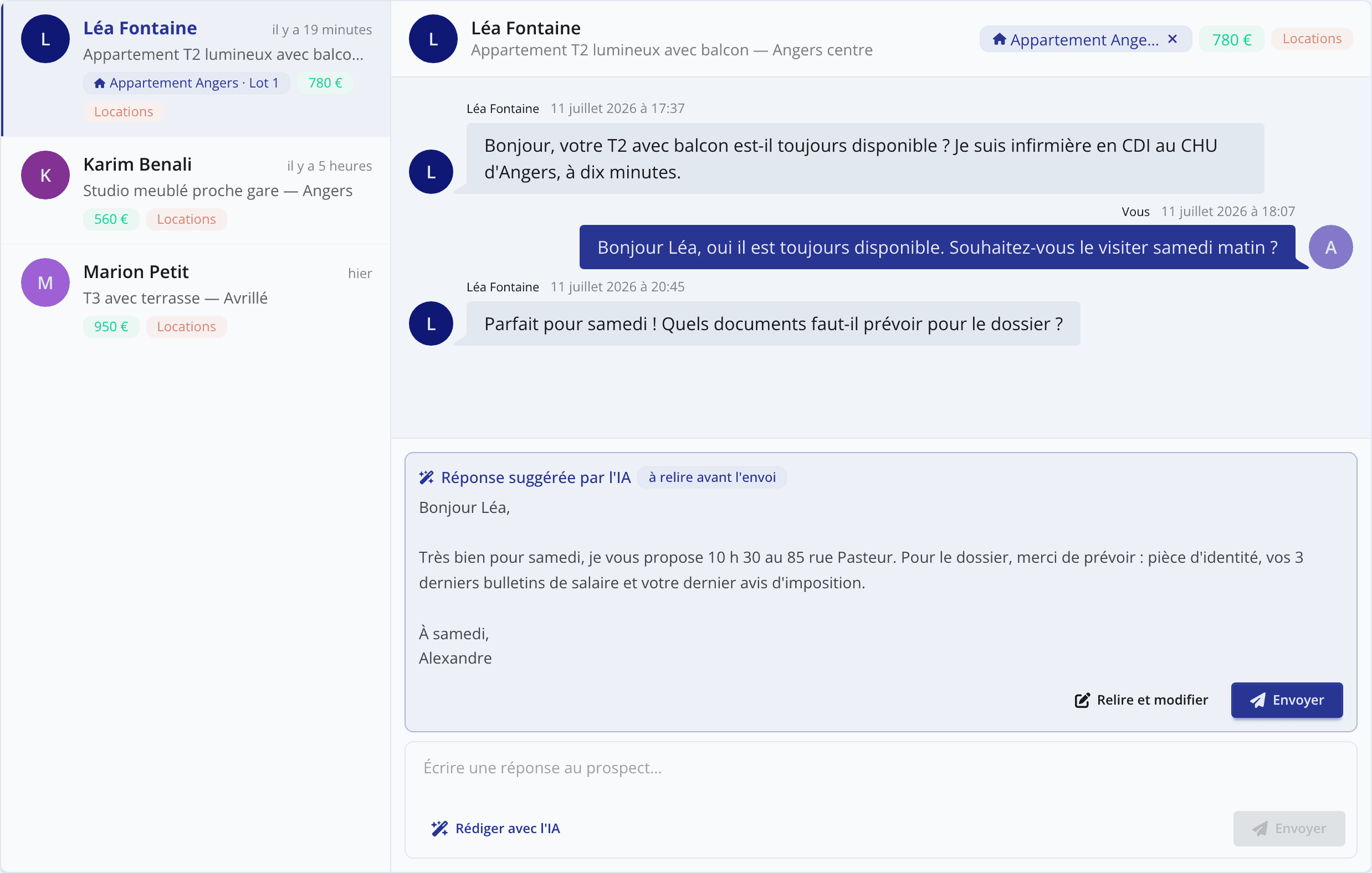 Écran Candidats de Locary : conversations leboncoin regroupées par annonce, prospect relié à un bien et réponse suggérée par l'IA à relire avant envoi